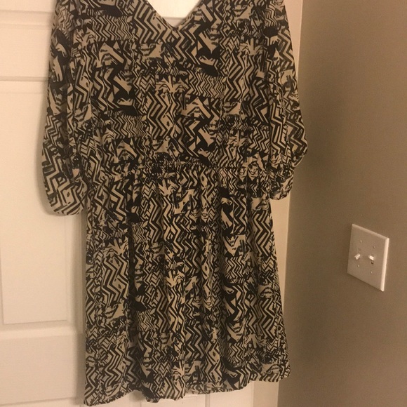 Short Tribal Dress - Picture 4 of 4